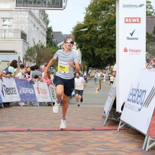 31.08.2025 - 21. Blankeneser Heldenlauf Strokosch-Dieckow http://msf.ph/oto/8644345 31.08.2025 10:23:57 Ziel 2185, 2373, 2232, 2072, 2605 meine-sportfotos.de