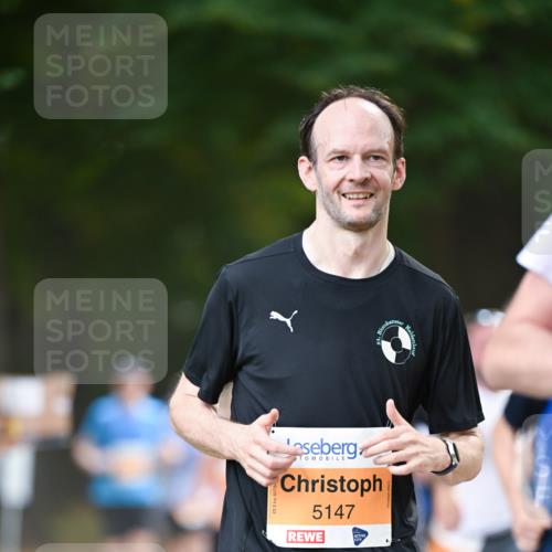 31.08.2025 - 21. Blankeneser Heldenlauf Dr. Thomas Lammeyer http://msf.ph/oto/8644375 31.08.2025 11:12:57 Laufen 5147 meine-sportfotos.de
