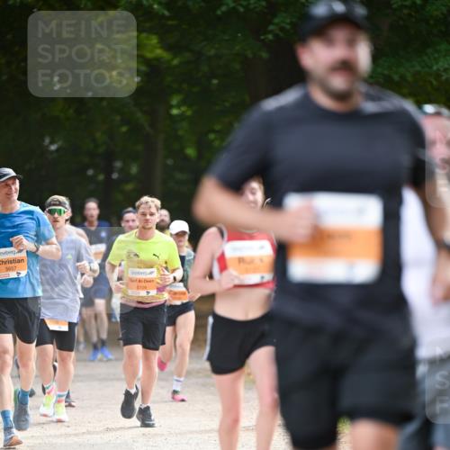 31.08.2025 - 21. Blankeneser Heldenlauf Dr. Thomas Lammeyer http://msf.ph/oto/8644377 31.08.2025 11:12:59 Laufen 5657, 5709 meine-sportfotos.de