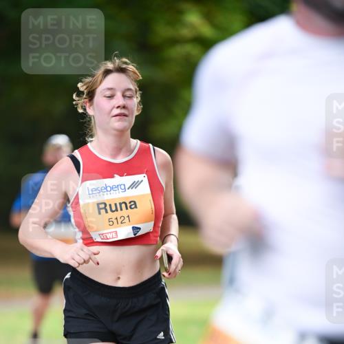 31.08.2025 - 21. Blankeneser Heldenlauf Dr. Thomas Lammeyer http://msf.ph/oto/8644386 31.08.2025 11:13:01 Laufen 5121 meine-sportfotos.de
