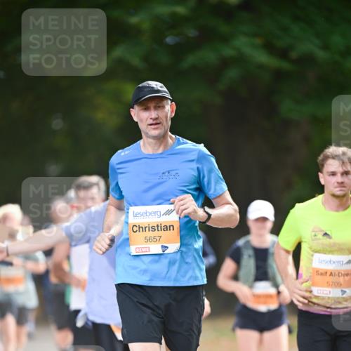 31.08.2025 - 21. Blankeneser Heldenlauf Dr. Thomas Lammeyer http://msf.ph/oto/8644397 31.08.2025 11:13:03 Laufen 5657, 5709 meine-sportfotos.de