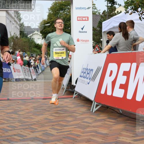 31.08.2025 - 21. Blankeneser Heldenlauf Strokosch-Dieckow http://msf.ph/oto/8644428 31.08.2025 10:23:53 Ziel 2626, 2184, 2185, 2373, 2237, 2232, 2072 meine-sportfotos.de