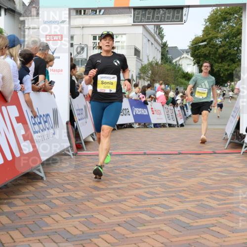 31.08.2025 - 21. Blankeneser Heldenlauf Strokosch-Dieckow http://msf.ph/oto/8644446 31.08.2025 10:23:52 Ziel 2626, 2780, 2184, 2185, 2373, 2237, 2232, 2146 meine-sportfotos.de