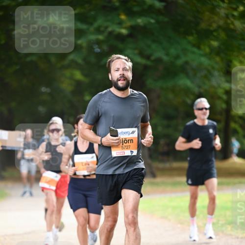 31.08.2025 - 21. Blankeneser Heldenlauf Dr. Thomas Lammeyer http://msf.ph/oto/8644457 31.08.2025 11:13:14 Laufen 5727 meine-sportfotos.de