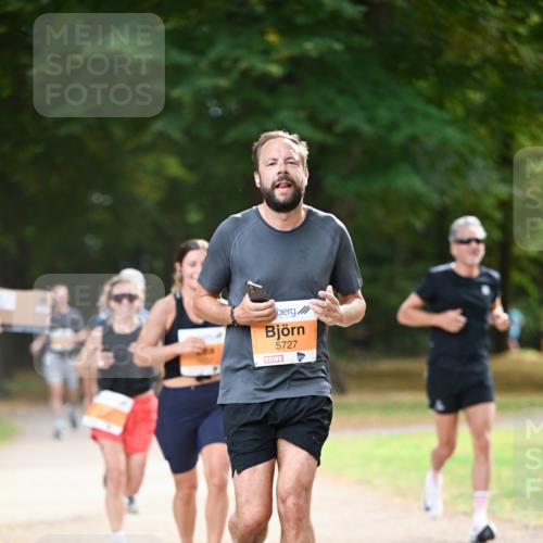 31.08.2025 - 21. Blankeneser Heldenlauf Dr. Thomas Lammeyer http://msf.ph/oto/8644458 31.08.2025 11:13:14 Laufen 5727 meine-sportfotos.de