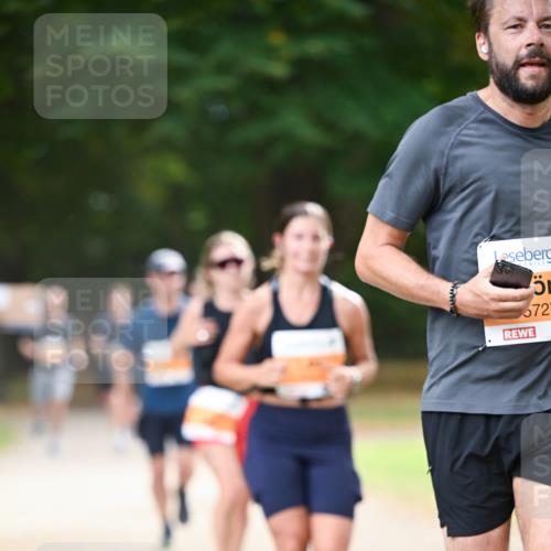 31.08.2025 - 21. Blankeneser Heldenlauf Dr. Thomas Lammeyer http://msf.ph/oto/8644466 31.08.2025 11:13:16 Laufen 5, 5727 meine-sportfotos.de