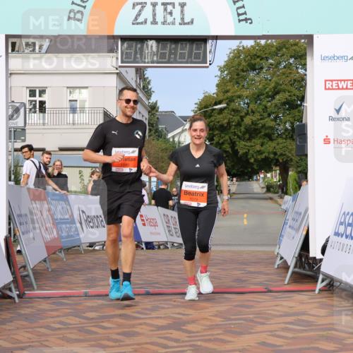 31.08.2025 - 21. Blankeneser Heldenlauf Strokosch-Dieckow http://msf.ph/oto/8644531 31.08.2025 10:04:45 Ziel 1080, 1079 meine-sportfotos.de