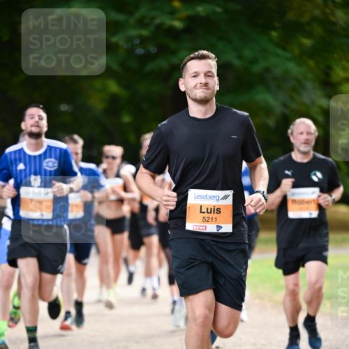 31.08.2025 - 21. Blankeneser Heldenlauf Dr. Thomas Lammeyer http://msf.ph/oto/8644559 31.08.2025 11:13:36 Laufen 5211 meine-sportfotos.de