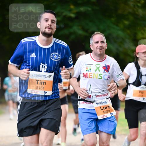 31.08.2025 - 21. Blankeneser Heldenlauf Dr. Thomas Lammeyer http://msf.ph/oto/8644573 31.08.2025 11:13:38 Laufen 5451, 8, 5659, 5736 meine-sportfotos.de