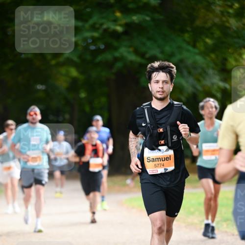 31.08.2025 - 21. Blankeneser Heldenlauf Dr. Thomas Lammeyer http://msf.ph/oto/8644594 31.08.2025 11:13:42 Laufen 5774 meine-sportfotos.de