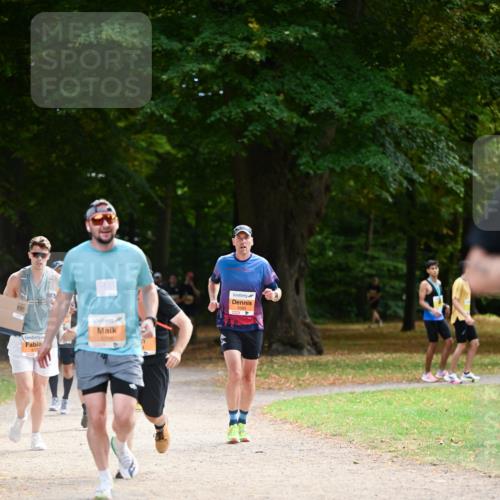 31.08.2025 - 21. Blankeneser Heldenlauf Dr. Thomas Lammeyer http://msf.ph/oto/8644602 31.08.2025 11:13:43 Laufen 5596 meine-sportfotos.de