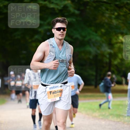 31.08.2025 - 21. Blankeneser Heldenlauf Dr. Thomas Lammeyer http://msf.ph/oto/8644630 31.08.2025 11:13:48 Laufen 5177 meine-sportfotos.de