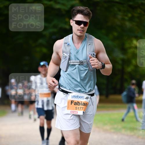 31.08.2025 - 21. Blankeneser Heldenlauf Dr. Thomas Lammeyer http://msf.ph/oto/8644634 31.08.2025 11:13:48 Laufen 5177 meine-sportfotos.de