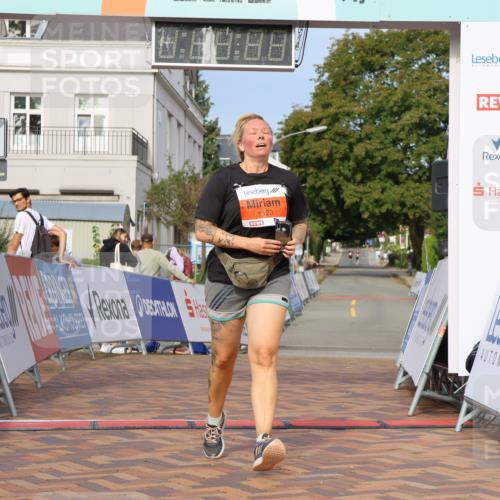 31.08.2025 - 21. Blankeneser Heldenlauf Strokosch-Dieckow http://msf.ph/oto/8644645 31.08.2025 10:03:40 Ziel 1123 meine-sportfotos.de