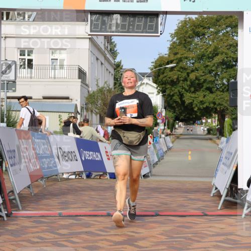 31.08.2025 - 21. Blankeneser Heldenlauf Strokosch-Dieckow http://msf.ph/oto/8644678 31.08.2025 10:03:40 Ziel 1123 meine-sportfotos.de