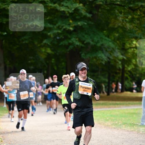 31.08.2025 - 21. Blankeneser Heldenlauf Dr. Thomas Lammeyer http://msf.ph/oto/8644679 31.08.2025 11:13:55 Laufen 5247 meine-sportfotos.de