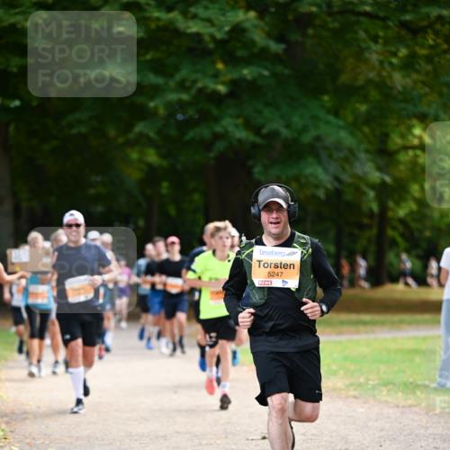 31.08.2025 - 21. Blankeneser Heldenlauf Dr. Thomas Lammeyer http://msf.ph/oto/8644682 31.08.2025 11:13:56 Laufen 5247 meine-sportfotos.de