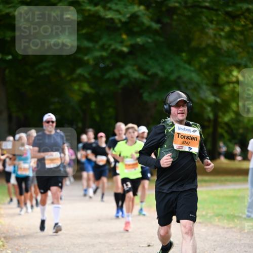 31.08.2025 - 21. Blankeneser Heldenlauf Dr. Thomas Lammeyer http://msf.ph/oto/8644685 31.08.2025 11:13:56 Laufen 5247 meine-sportfotos.de