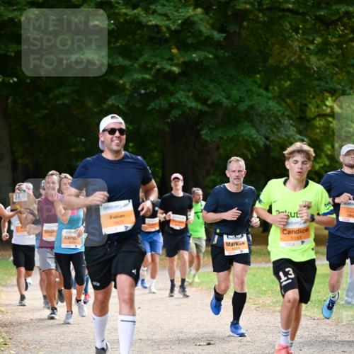 31.08.2025 - 21. Blankeneser Heldenlauf Dr. Thomas Lammeyer http://msf.ph/oto/8644700 31.08.2025 11:13:58 Laufen 4, 5677, 5616, 4, 5801, 5842, 5315, 5193, 13 meine-sportfotos.de