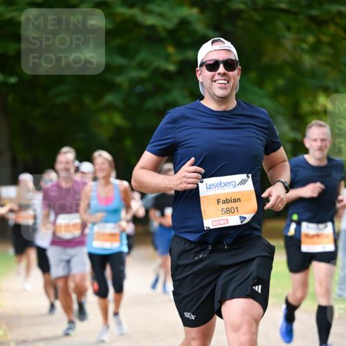 31.08.2025 - 21. Blankeneser Heldenlauf Dr. Thomas Lammeyer http://msf.ph/oto/8644716 31.08.2025 11:13:59 Laufen 5801 meine-sportfotos.de