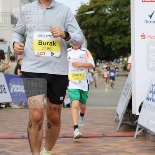 31.08.2025 - 21. Blankeneser Heldenlauf Strokosch-Dieckow http://msf.ph/oto/8644719 31.08.2025 10:23:37 Ziel 2186, 2071, 2284, 2618 meine-sportfotos.de