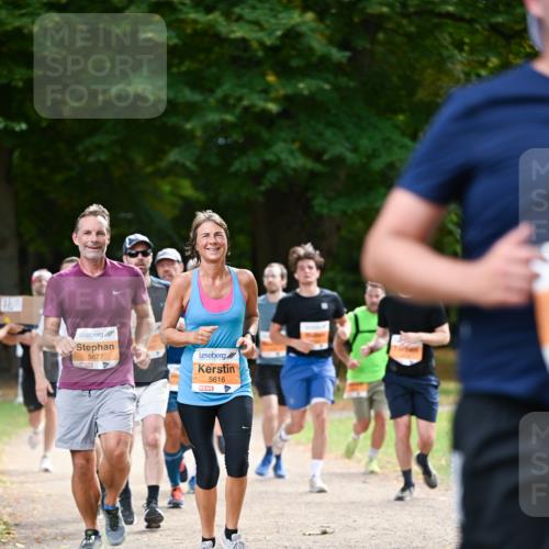 31.08.2025 - 21. Blankeneser Heldenlauf Dr. Thomas Lammeyer http://msf.ph/oto/8644722 31.08.2025 11:14:00 Laufen 5677, 5616 meine-sportfotos.de