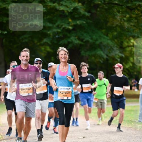 31.08.2025 - 21. Blankeneser Heldenlauf Dr. Thomas Lammeyer http://msf.ph/oto/8644726 31.08.2025 11:14:01 Laufen 5677, 5616 meine-sportfotos.de