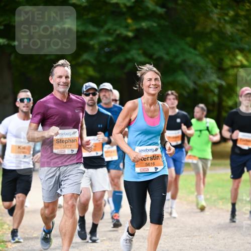 31.08.2025 - 21. Blankeneser Heldenlauf Dr. Thomas Lammeyer http://msf.ph/oto/8644732 31.08.2025 11:14:01 Laufen 5677, 5616 meine-sportfotos.de