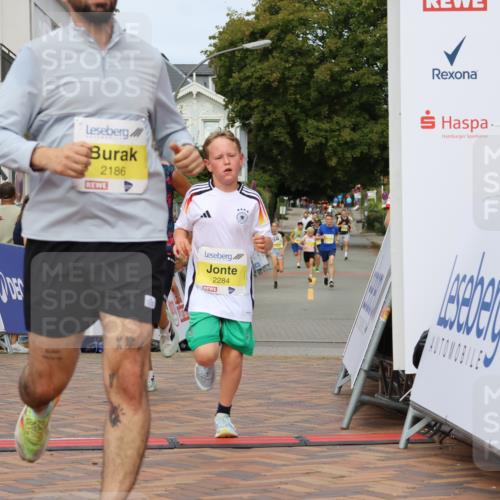 31.08.2025 - 21. Blankeneser Heldenlauf Strokosch-Dieckow http://msf.ph/oto/8644735 31.08.2025 10:23:37 Ziel 2186, 2071, 2284, 2618 meine-sportfotos.de