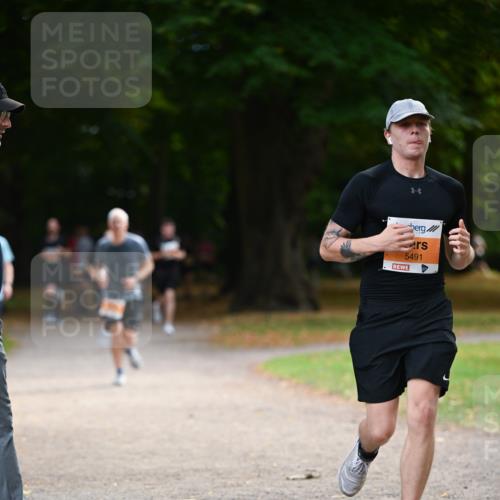 31.08.2025 - 21. Blankeneser Heldenlauf Dr. Thomas Lammeyer http://msf.ph/oto/8644804 31.08.2025 11:14:12 Laufen 5491 meine-sportfotos.de
