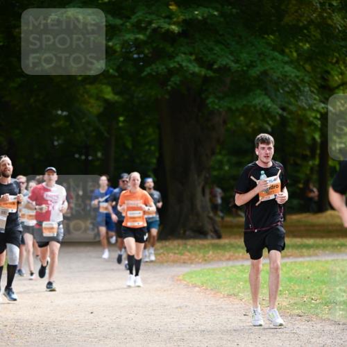 31.08.2025 - 21. Blankeneser Heldenlauf Dr. Thomas Lammeyer http://msf.ph/oto/8644814 31.08.2025 11:14:20 Laufen 077 meine-sportfotos.de