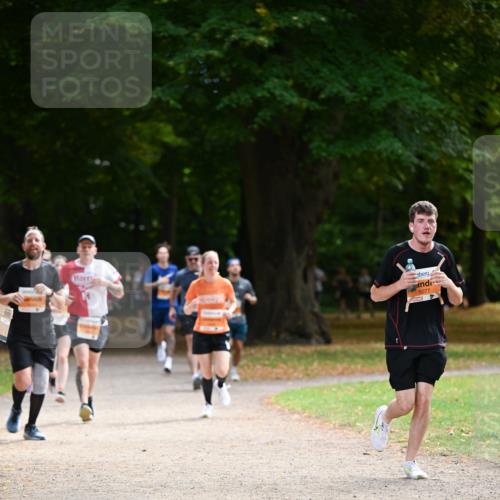 31.08.2025 - 21. Blankeneser Heldenlauf Dr. Thomas Lammeyer http://msf.ph/oto/8644817 31.08.2025 11:14:20 Laufen 5077 meine-sportfotos.de