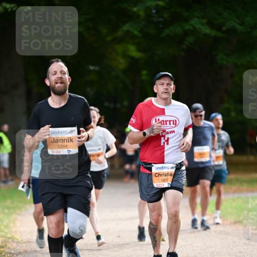 31.08.2025 - 21. Blankeneser Heldenlauf Dr. Thomas Lammeyer http://msf.ph/oto/8644828 31.08.2025 11:14:24 Laufen 5344, 1688, 5617 meine-sportfotos.de