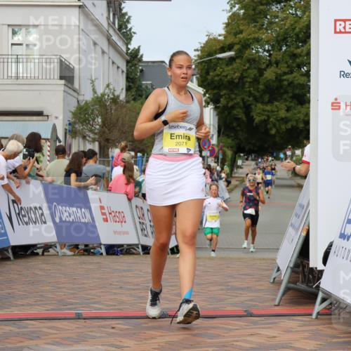 31.08.2025 - 21. Blankeneser Heldenlauf Strokosch-Dieckow http://msf.ph/oto/8644831 31.08.2025 10:23:32 Ziel 2186, 2525, 2471, 2071, 2284 meine-sportfotos.de