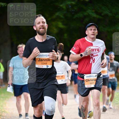 31.08.2025 - 21. Blankeneser Heldenlauf Dr. Thomas Lammeyer http://msf.ph/oto/8644838 31.08.2025 11:14:25 Laufen 5344, 1688, 5617 meine-sportfotos.de