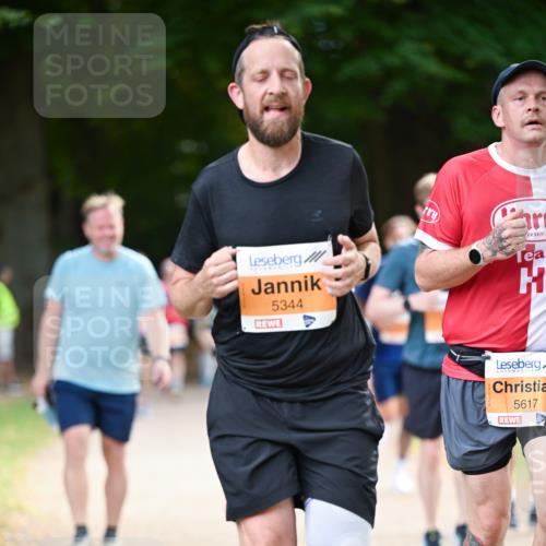 31.08.2025 - 21. Blankeneser Heldenlauf Dr. Thomas Lammeyer http://msf.ph/oto/8644845 31.08.2025 11:14:26 Laufen 5344, 16, 5617 meine-sportfotos.de