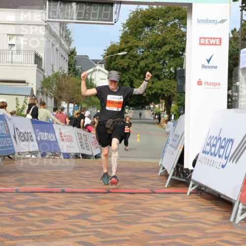 31.08.2025 - 21. Blankeneser Heldenlauf Strokosch-Dieckow http://msf.ph/oto/8644862 31.08.2025 10:02:52 Ziel 1122 meine-sportfotos.de