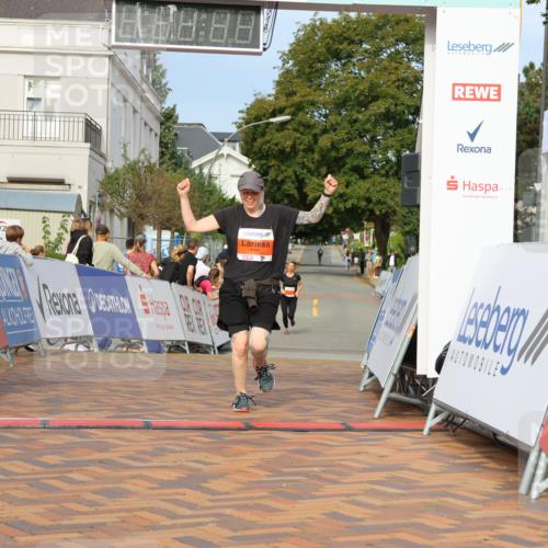 31.08.2025 - 21. Blankeneser Heldenlauf Strokosch-Dieckow http://msf.ph/oto/8644874 31.08.2025 10:02:52 Ziel 1122 meine-sportfotos.de