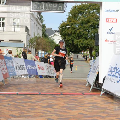 31.08.2025 - 21. Blankeneser Heldenlauf Strokosch-Dieckow http://msf.ph/oto/8644886 31.08.2025 10:02:52 Ziel 1122 meine-sportfotos.de