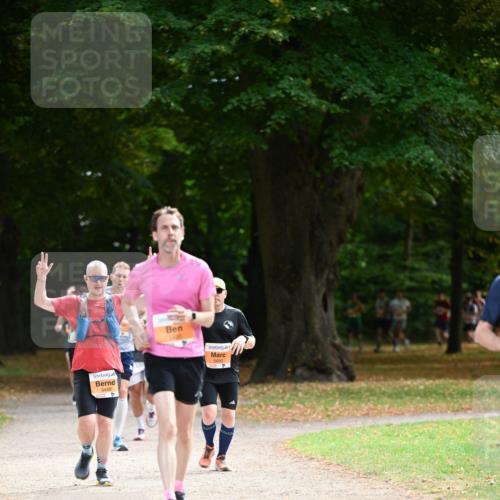 31.08.2025 - 21. Blankeneser Heldenlauf Dr. Thomas Lammeyer http://msf.ph/oto/8644891 31.08.2025 11:14:32 Laufen 5449, 5480 meine-sportfotos.de