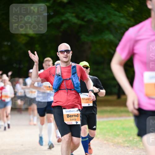31.08.2025 - 21. Blankeneser Heldenlauf Dr. Thomas Lammeyer http://msf.ph/oto/8644912 31.08.2025 11:14:35 Laufen 5449 meine-sportfotos.de