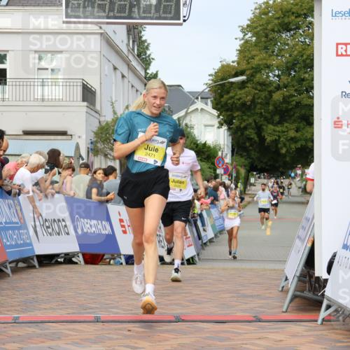 31.08.2025 - 21. Blankeneser Heldenlauf Strokosch-Dieckow http://msf.ph/oto/8644917 31.08.2025 10:23:25 Ziel 2508, 2643, 2525, 2471 meine-sportfotos.de