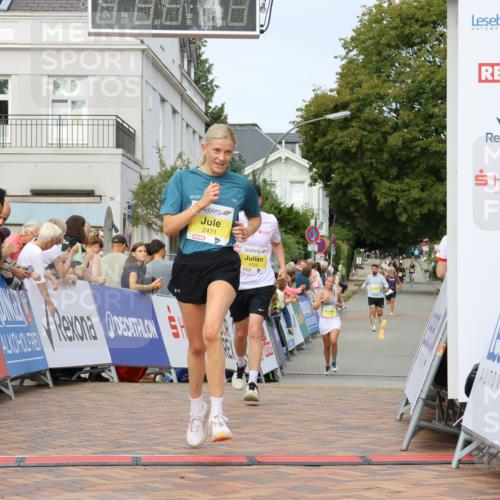 31.08.2025 - 21. Blankeneser Heldenlauf Strokosch-Dieckow http://msf.ph/oto/8644925 31.08.2025 10:23:25 Ziel 2508, 2643, 2525, 2471 meine-sportfotos.de