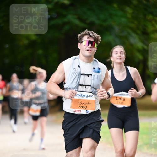 31.08.2025 - 21. Blankeneser Heldenlauf Dr. Thomas Lammeyer http://msf.ph/oto/8644961 31.08.2025 11:14:42 Laufen 5868, 5148 meine-sportfotos.de