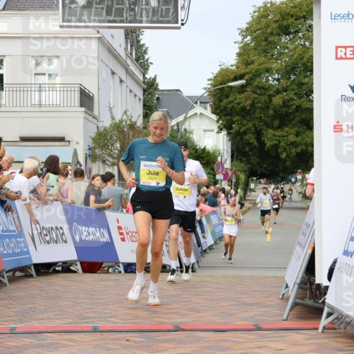 31.08.2025 - 21. Blankeneser Heldenlauf Strokosch-Dieckow http://msf.ph/oto/8644964 31.08.2025 10:23:25 Ziel 2508, 2643, 2525, 2471 meine-sportfotos.de