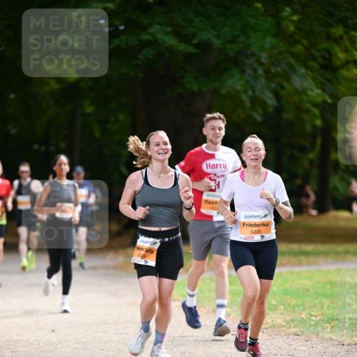 31.08.2025 - 21. Blankeneser Heldenlauf Dr. Thomas Lammeyer http://msf.ph/oto/8644970 31.08.2025 11:14:44 Laufen 5329, 5330 meine-sportfotos.de