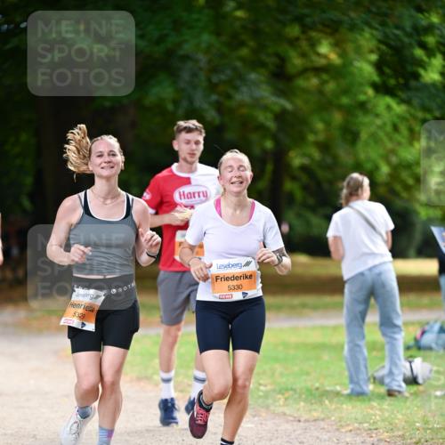 31.08.2025 - 21. Blankeneser Heldenlauf Dr. Thomas Lammeyer http://msf.ph/oto/8644977 31.08.2025 11:14:45 Laufen 5329, 5330 meine-sportfotos.de