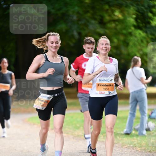 31.08.2025 - 21. Blankeneser Heldenlauf Dr. Thomas Lammeyer http://msf.ph/oto/8644983 31.08.2025 11:14:45 Laufen 5329, 5330 meine-sportfotos.de