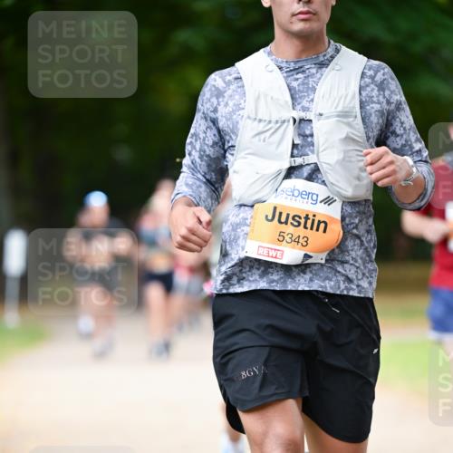 31.08.2025 - 21. Blankeneser Heldenlauf Dr. Thomas Lammeyer http://msf.ph/oto/8645107 31.08.2025 11:15:02 Laufen 5343 meine-sportfotos.de