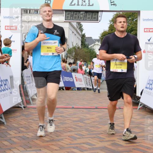 31.08.2025 - 21. Blankeneser Heldenlauf Strokosch-Dieckow http://msf.ph/oto/8645140 31.08.2025 10:23:07 Ziel 2654, 2701, 2293 meine-sportfotos.de